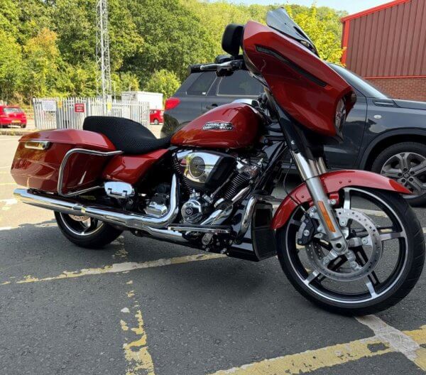 HARLEY DAVIDSON STREET GLIDE 117 2024 - CURRENT