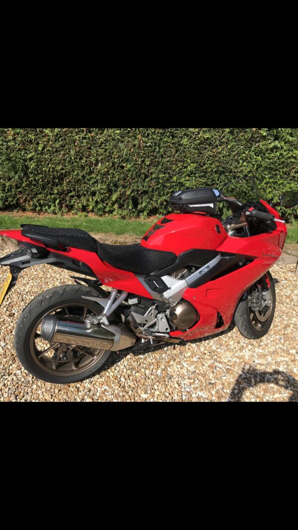 HONDA VFR 800 F 2014-CURRENT